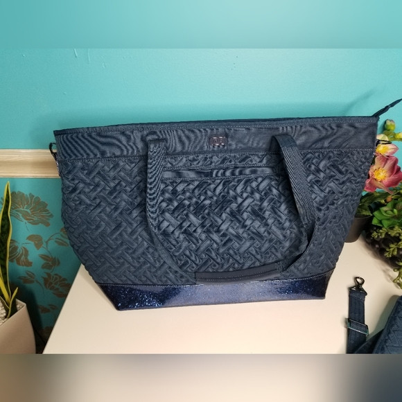 Lug Avion Travel Tote Navy - Picture 4 of 16